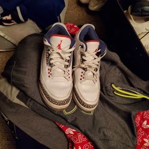 Jordan Retro 3 true blue